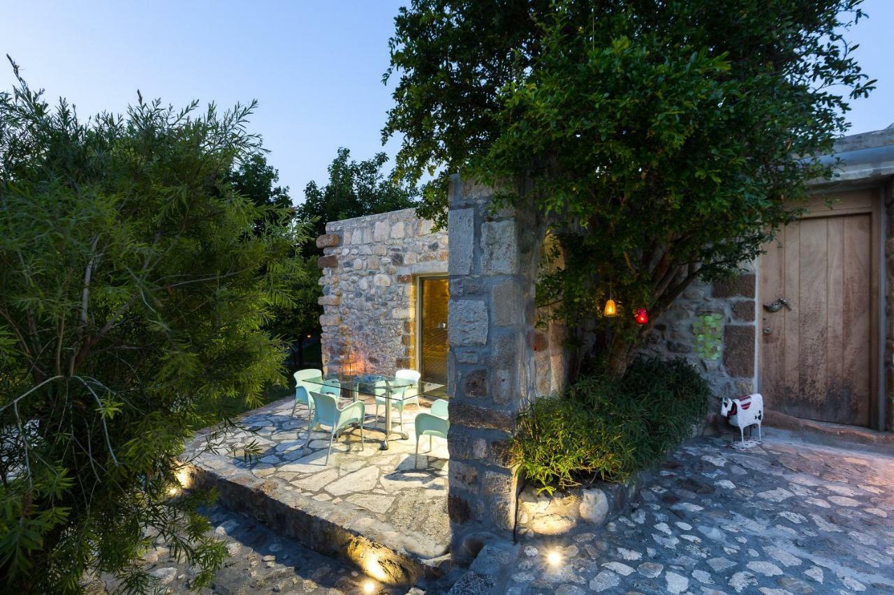 Muazzo Creta Stone House, Nature Escape With Pool, By Thinkvilla Pigí Exteriör bild