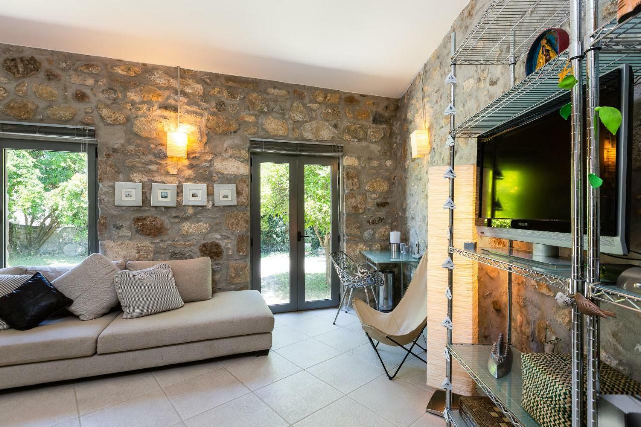 Muazzo Creta Stone House, Nature Escape With Pool, By Thinkvilla Pigí Exteriör bild